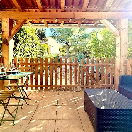 Le Cocon Du Mas, 4 Pers Piscine A 칼비송