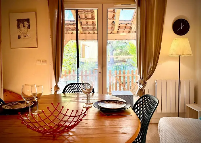 Le Cocon Du Mas, 4 Pers Piscine A بيت للعطل